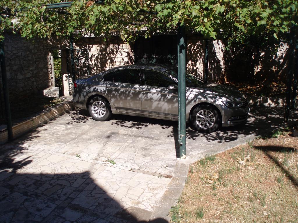 Apartment House Vitaic Supetar Zewnętrze zdjęcie